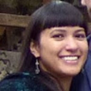 Meet your Posher, Helen